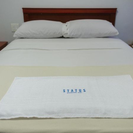 Status Hotel Georgetown Bagian luar foto