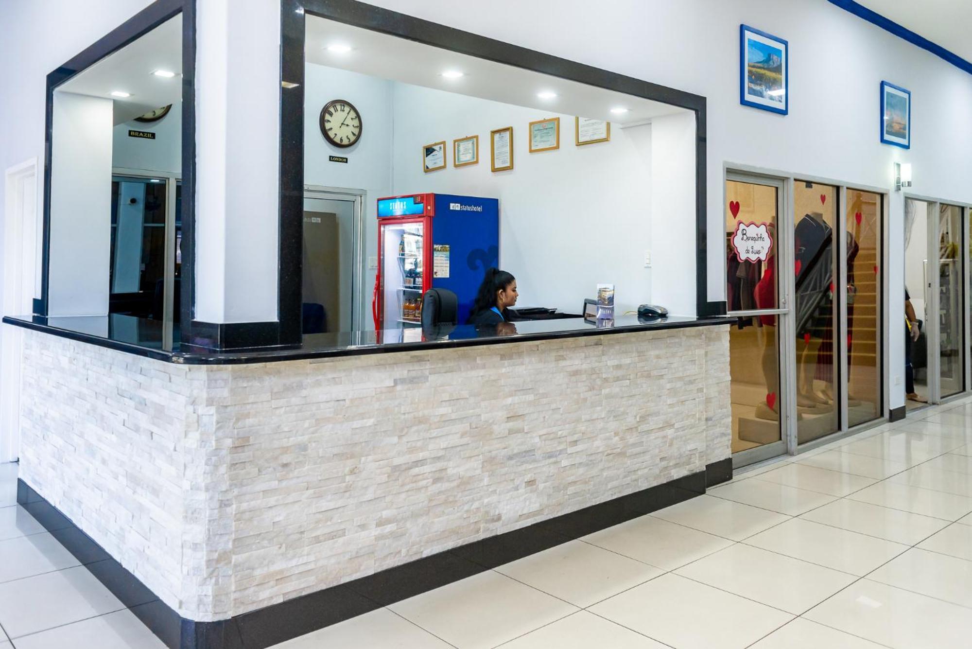 Status Hotel Georgetown Bagian luar foto
